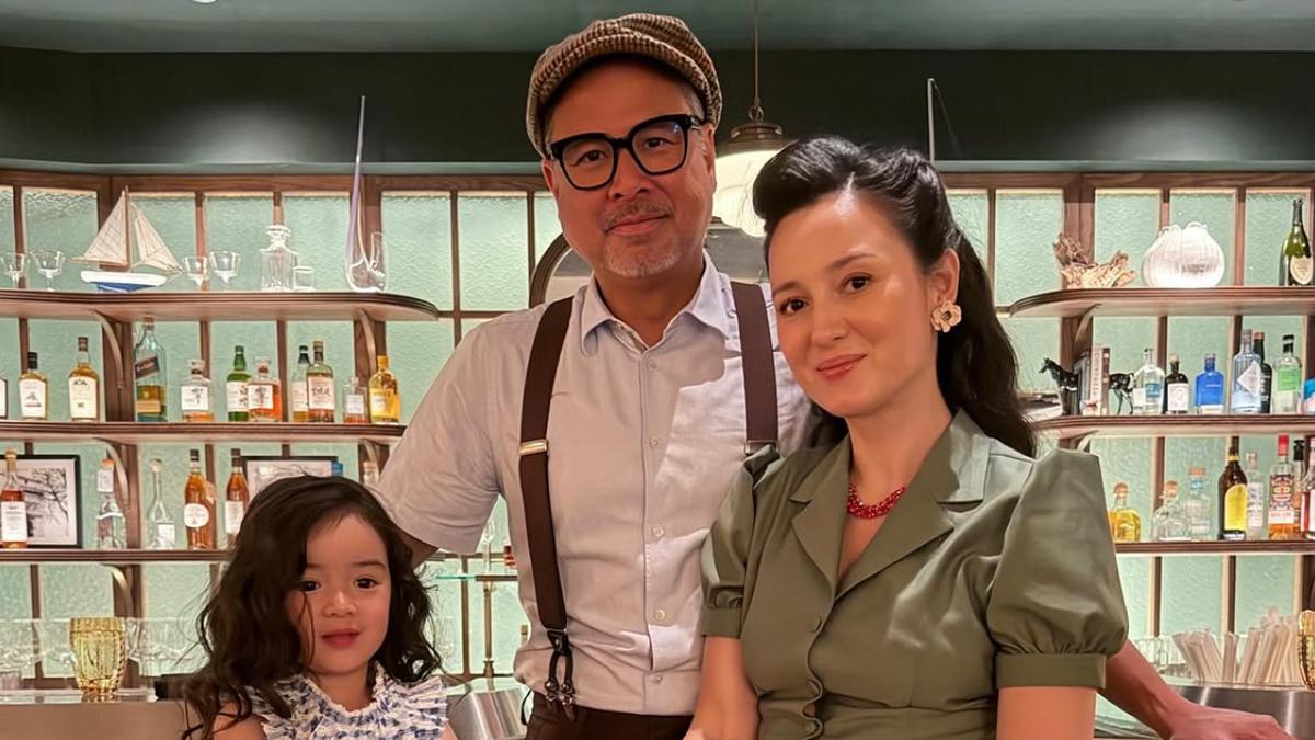 Gaya Julie Estelle Liburan ke Lombok dan Hong Kong yang Ternyata Sedang Hamil Anak ke-2