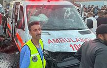 FOTO: Biadab! Israel Bombardir Konvoi Ambulans di RS Al-Shifa Jalur Gaza