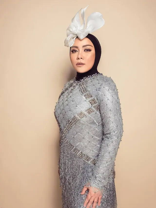 [Bintang] Melly Goeslaw