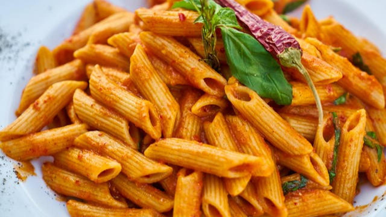 Hindari Sebelum Tidur! Ini 7 Makanan Pengganggu Kualitas Istirahat