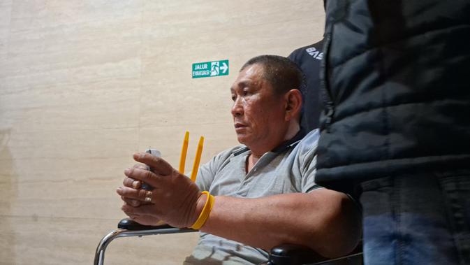 Tampang Bandar Narkoba Koko Erwin, Wajah Lesu dengan Tangan Terikat dan Duduk di Kursi Roda