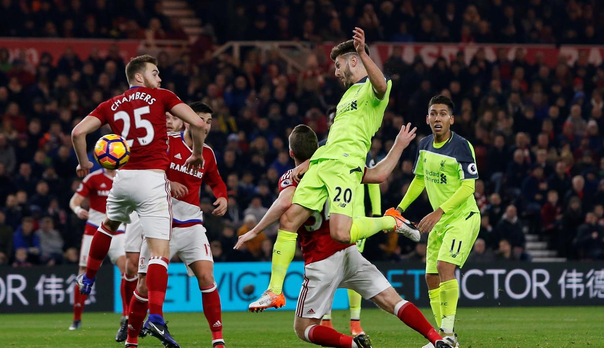 Menghadapi Middlesbrough, Liverpool langsung membuka keunggulan ketika pertandingan berjalan 29 menit. Umpan Nathaniel Clyne dikonversi menjadi gol Adam Lallana. (Action Images via Reuters/Ed Sykes) 