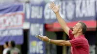 Pelatih Arema Cronus, Milomir Seslija mensyukuri kemenangan telak timnya atas PSS Sleman.