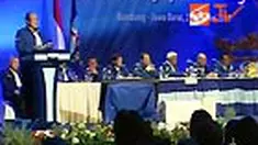 Kongres Partai Demokrat pada hari kedua selesai lebih awal. Sidang yang berlangsung hingga pukul 22.00 WIB itu difokuskan pada pembacaan laporan pertanggungjawaban dari Ketua Umum Hadi Utomo. 