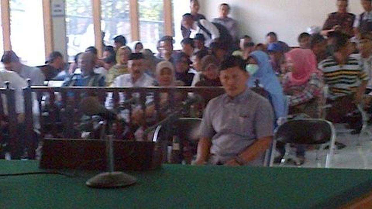 Sidang kasus dugaan korupsi, Bupati Sumedang terlihat tenang