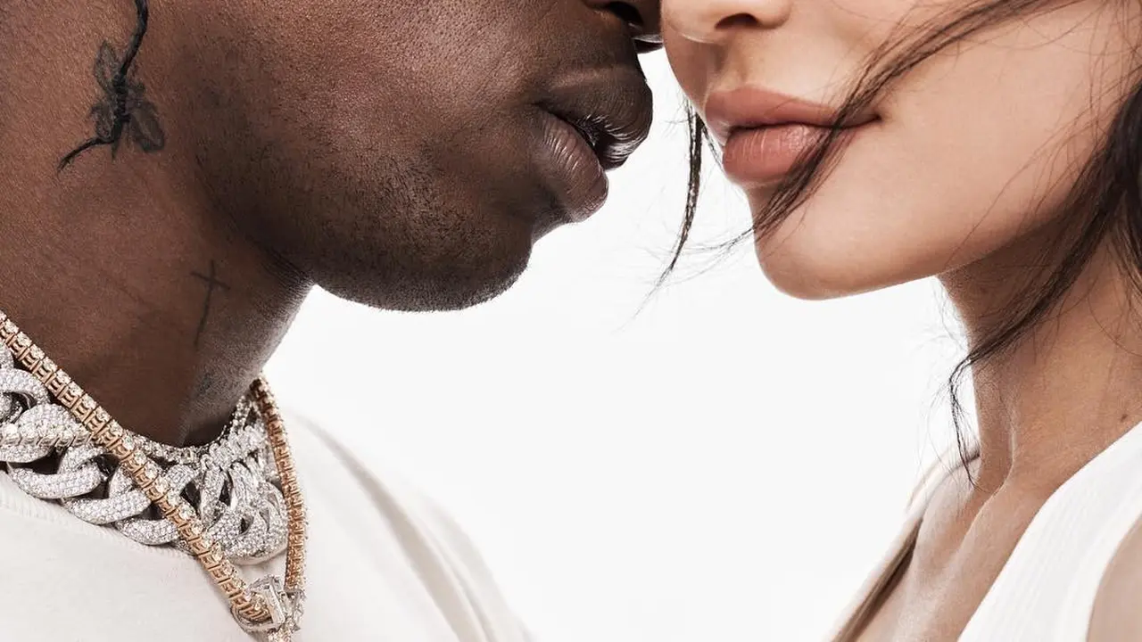 [Bintang[ Kylie Jenner