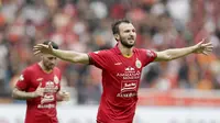 Berkat penampilan apiknya, bek berusia 33 tahun ini dinobatkan sebagai pemain terbaik pada laga perdana Persija di Shopee Liga 1 2020. (Bola.com/M Iqbal Ichsan)