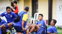 Samsul Arif mengikuti latihan di klub barunya Persib Bandung 