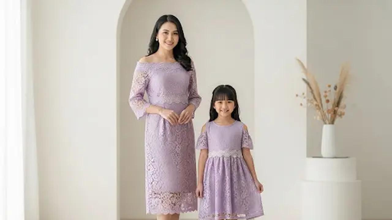 Dress Brokat Modern Off-Shoulder/Baju Brokat Anak Kembaran dengan Ibu untuk Pesta (Sumber: gemini.com)