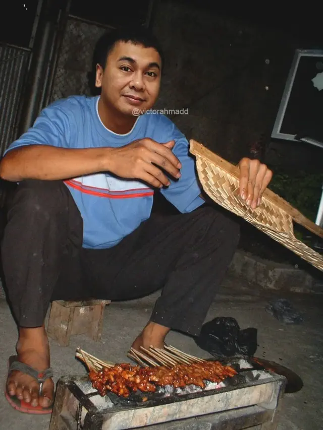 6 Editan Foto Raditya Dika Berbagai Profesi Ini Bikin Ngakak