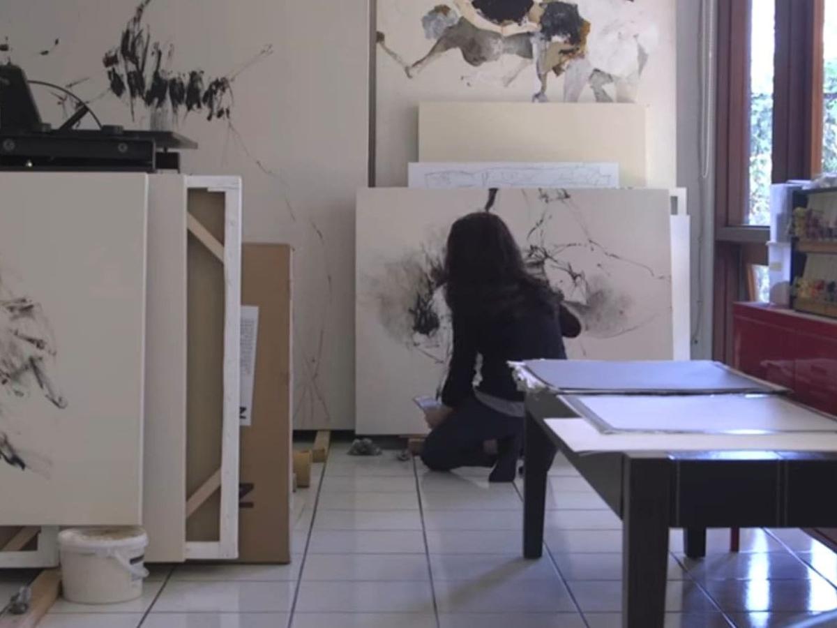 Pada tahun yang sama dia menjadi artist residensi di STPI, Singapore.