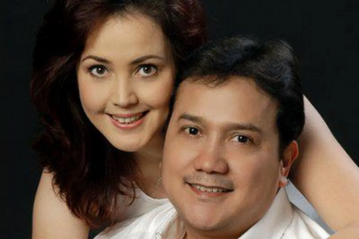 James Sahertian dan Roweina