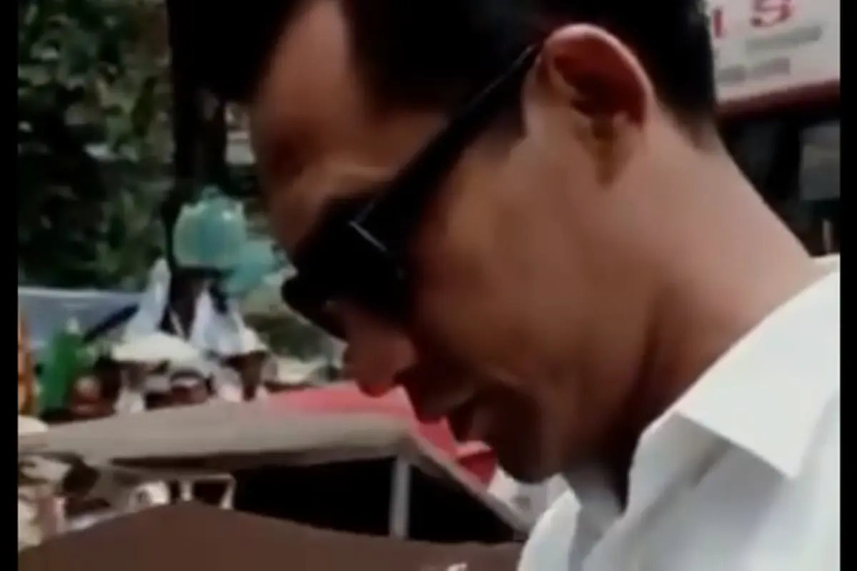 Video Lawas Gubernur Ali Sadikin Ini Bikin Netizen Terpesona