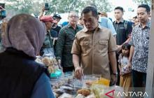 Bupati Karawang Optimistis Target Transaksi Bazar UMKM Harkopnas Karawang Tembus Rp1 Miliar