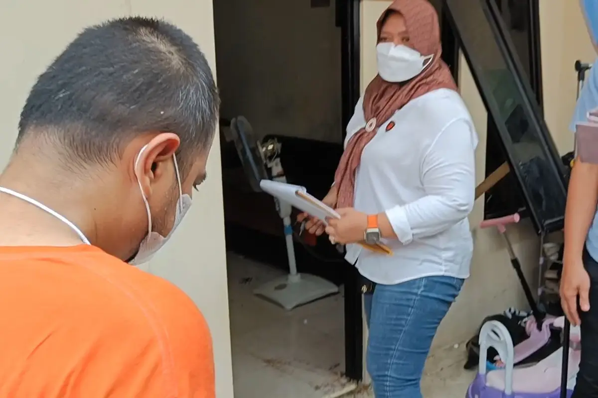 Rekonstruksi Kasus Ayah Bunuh 4 Anak di Jagakarsa, Jakarta Selatan.