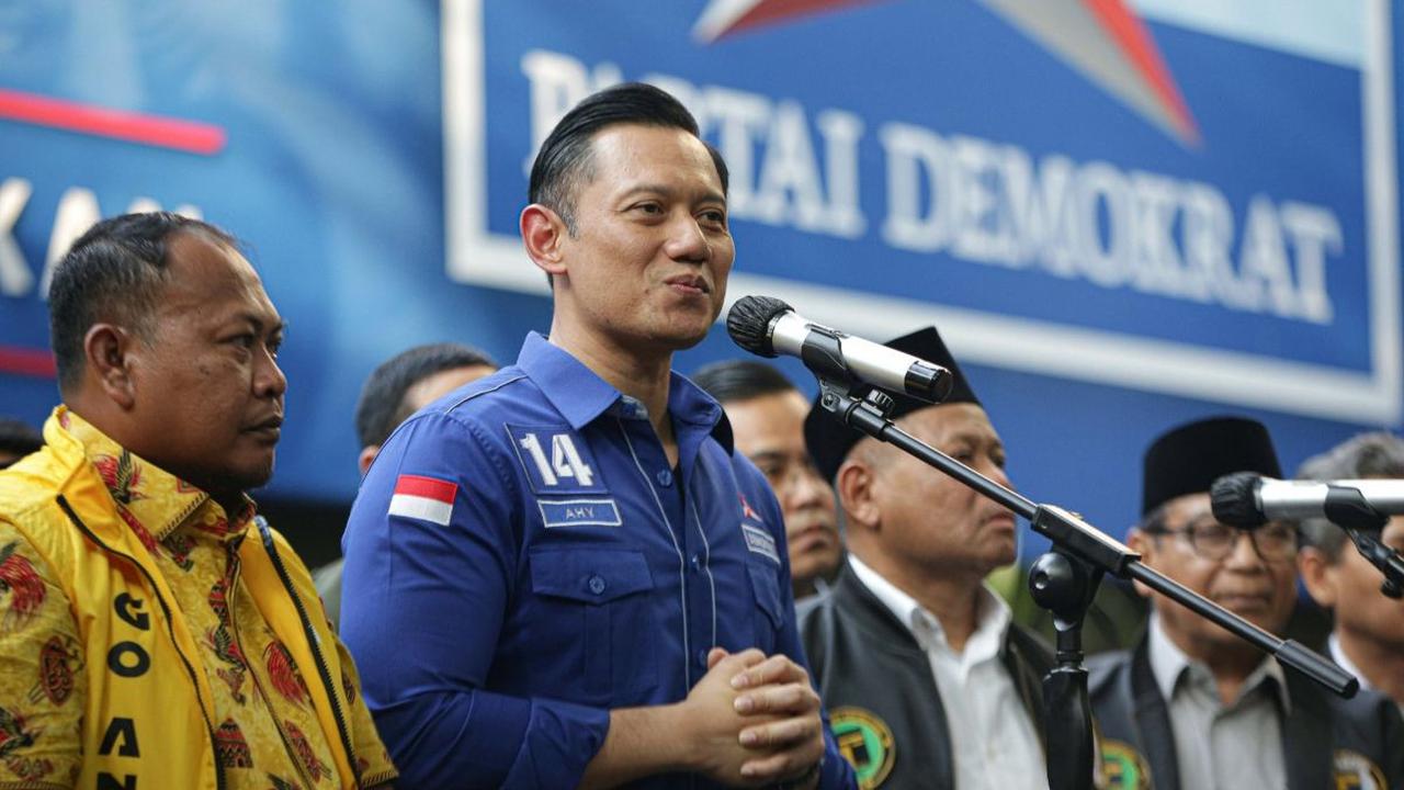 Mantan wakil gubernur DKI Jakarta ini mengatakan, dengan sisa waktu sekitar 60 hari menuju penetapan pasangan calon presiden dan wakil presiden, maka semua harus dijajaki dengan baik