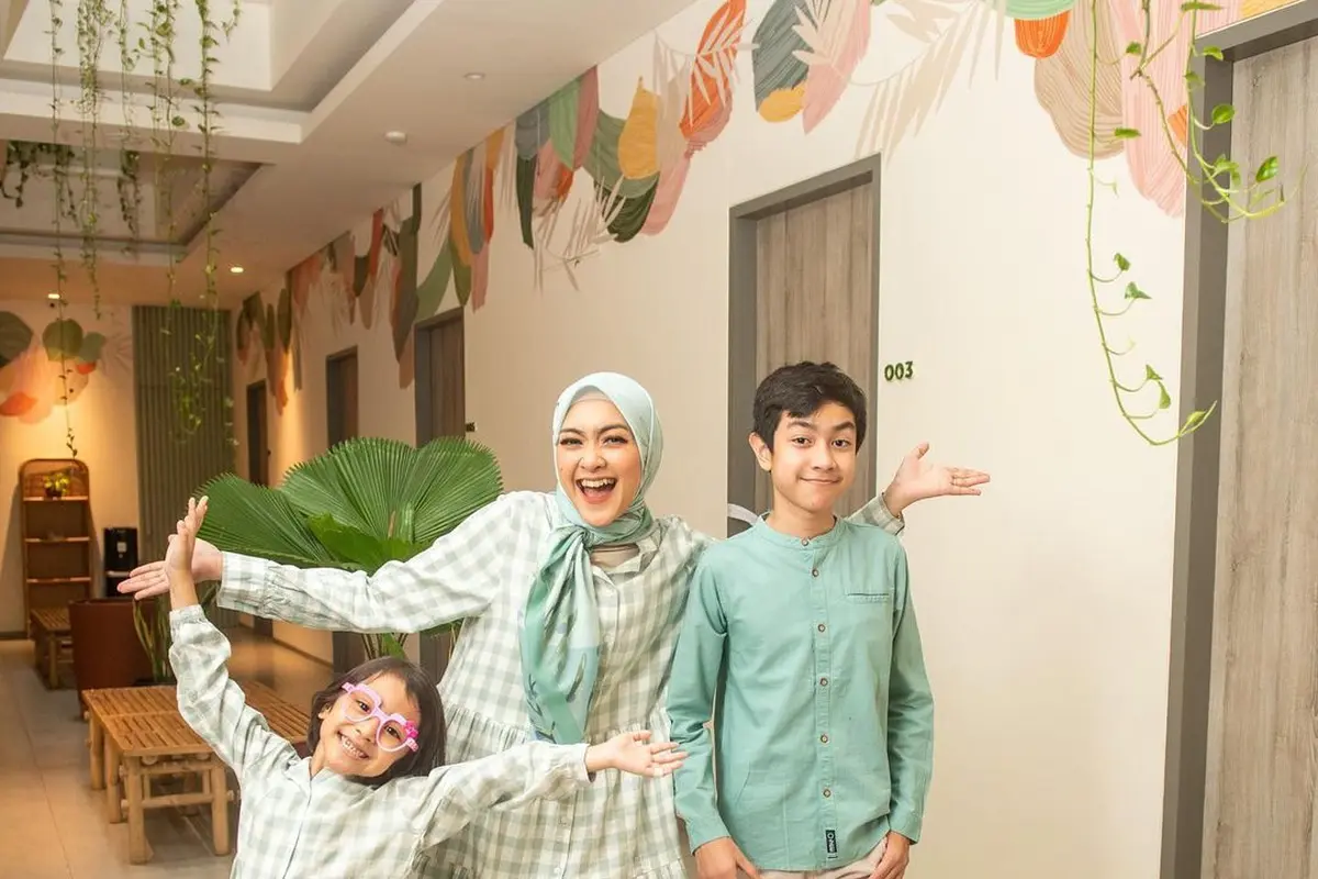 [Fimela] Komunitas Cerita Ibu Cerdas dan Osella
