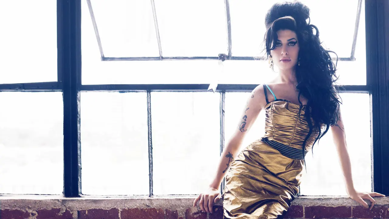 Bos Label Rekaman Akui Telah Musnahkan Demo Album Amy Winehouse