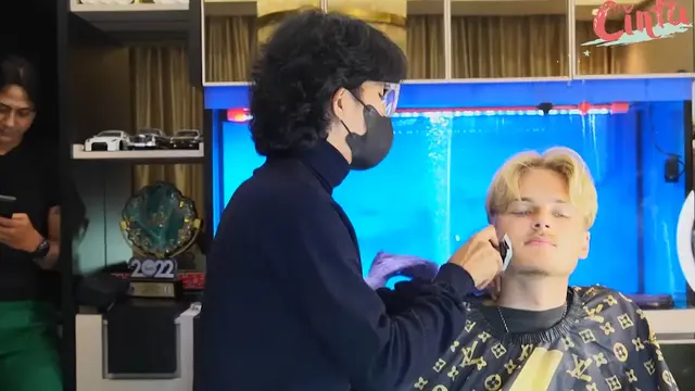 Cinta Kuya dan Pacar Bule