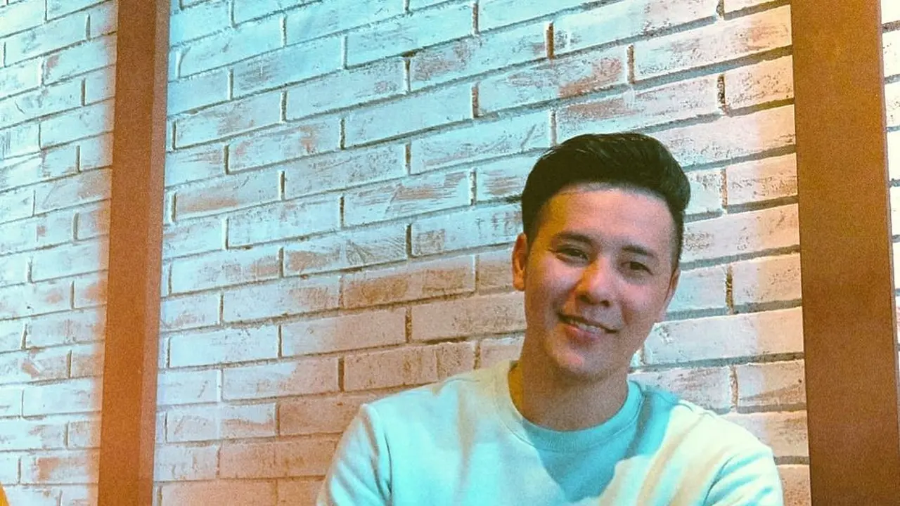 6 Potret Chevra Yolandi, Vokalis Band Papinka yang Dikabarkan Kekasih Via Vallen