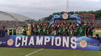 Persebaya Belum Angkat Trofi Juara, Aji Santoso Berpesan untuk Bonek