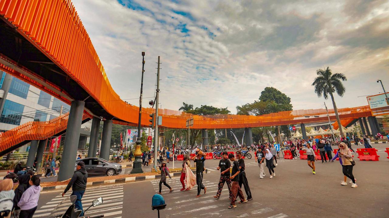 FOTO: JPO Tegar Beriman Jadi Ikon Baru Ruang Publik Cibinong