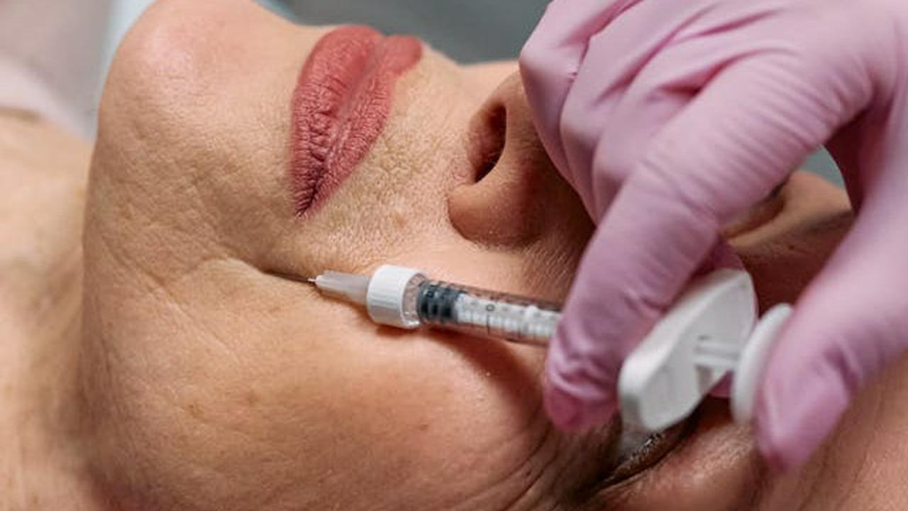 Cantik Luar Dalam dengan Neurokosmetik, Tren Baru Dunia Perawatan Kulit