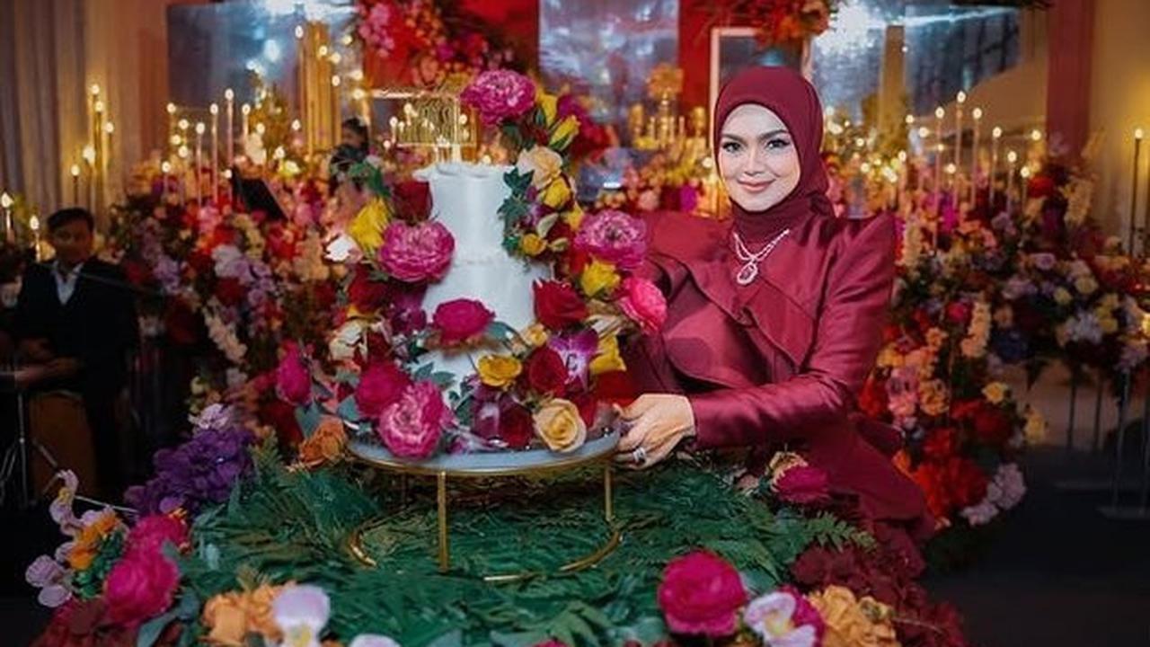 Transformasi Siti Nurhaliza saat Muda hingga Sekarang, di Usia 46 Tahun Masih Terlihat Cantik