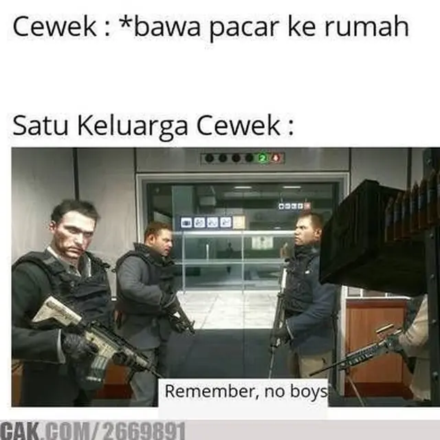 7 Meme Momen Bawa Pacar ke Rumah Ini Malah Bikin Tepuk Jidat