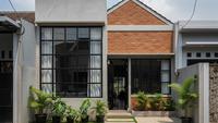 7 Model Rumah Mungil tapi Punya Jendela Besar Anti Sumpek, Ide Hunian Lahan Terbatas