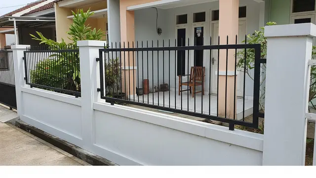 10 Model Pagar Mepet Teras Rumah Subsidi, Desain Minimalis, Fungsional, dan Estetik