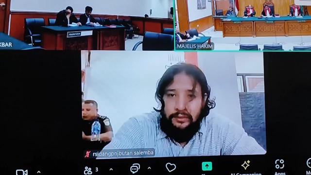 Ammar Zoni dalam sidang kasus narkoba untuk kali ketiga