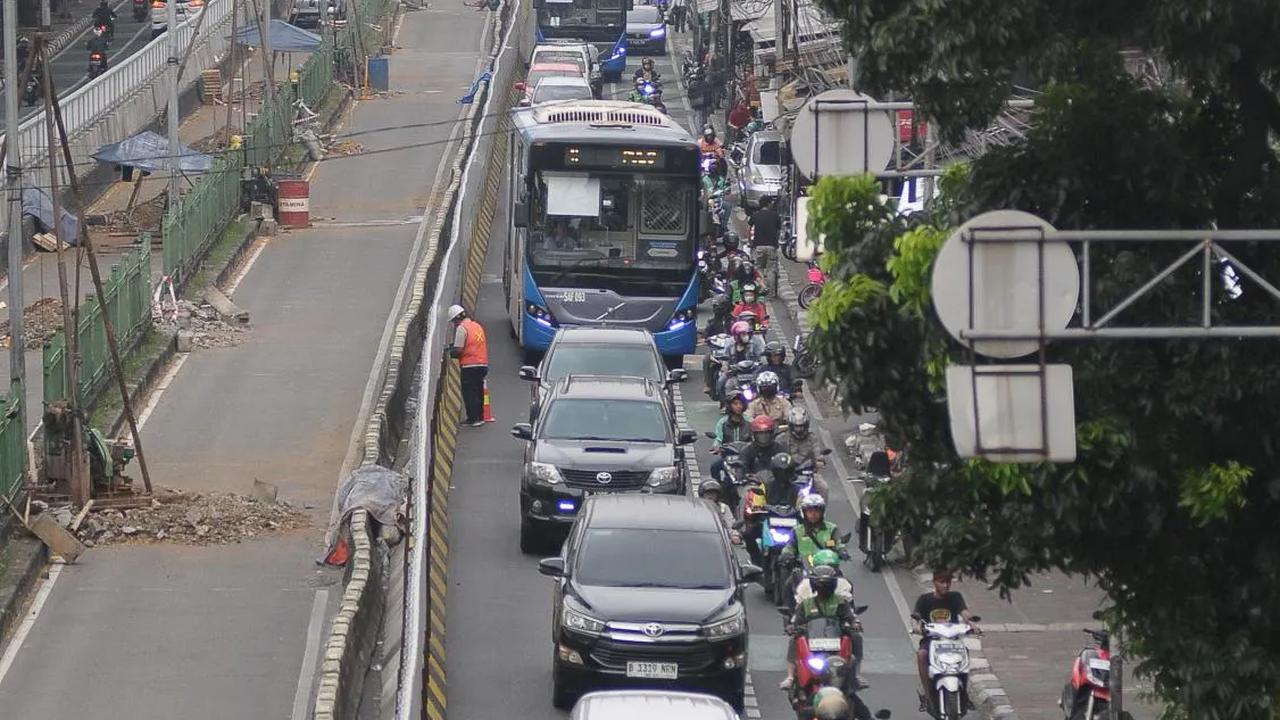 Nantinya akan ada lima stasiun LRT Jakarta Phase 1B.