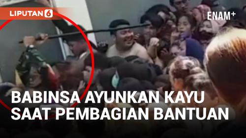 VIDEO: Oknum Babinsa Diduga Pukul Warga Saat Pembagian Sarung dan Uang di Masjid Raya Makassar