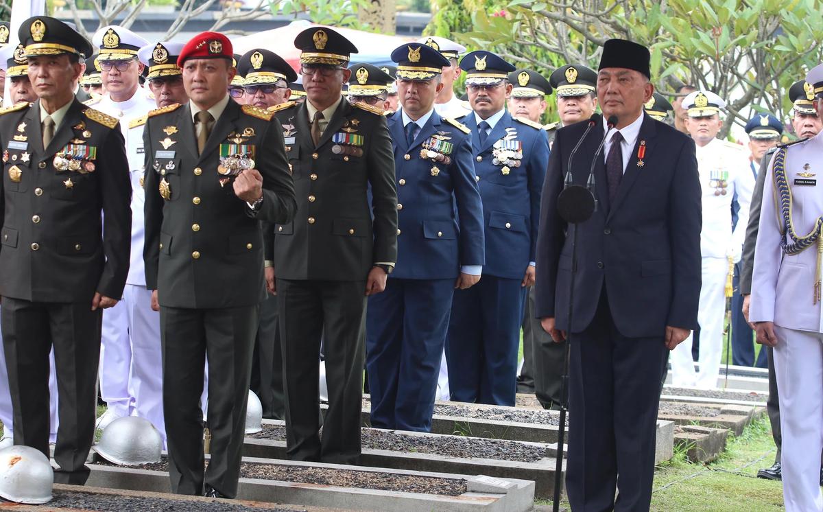 FOTO: Pemakaman Militer Juwono Sudarsono di TMP Kalibata