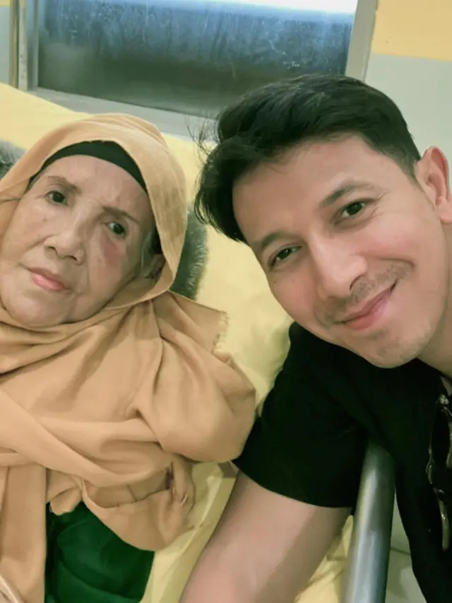 6 Potret Kenangan Elma Theana dan Sonny Septian dengan Ibunda Semasa Hidup