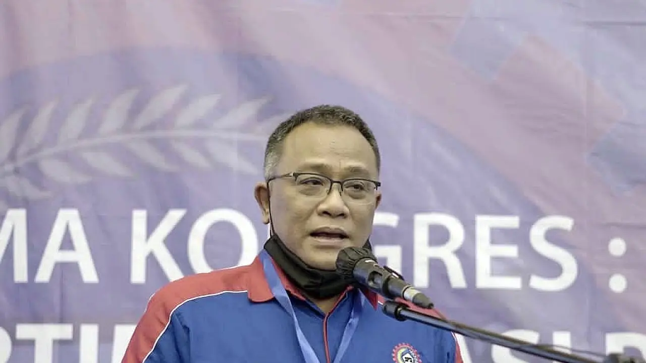 Konfiderasi Serikat Pekerja Seluruh Indonesia (KSPSI) melantik Jumhur sebagai Ketua Umum. (Dok KSPSI)