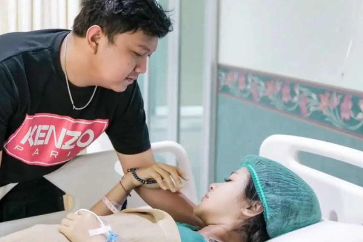 Potret Denny Caknan dan Bella Bonita (Sumber: Instagram/denny_caknan dan Instagram/rs.husadautama)