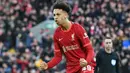 Kaide Gordon melakukan debutnya di Liverpool pada 21 September 2021 kala melawan Norwich City. Saat itu, ia tengah berumur 16 tahun 11 bulan dan 16 hari. Gordon tampil cemerlang dengan mencetak gol dan tercatat sebagai pencetak gol termuda kedua dalam sejarah The Reds. (AFP/Paul Ellis)