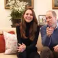 Kate Middleton dan Pangeran William dalam video perdana di channel YouTube mereka. (Tangkapan Layar YouTube Duke and Duchess of Cambridge)