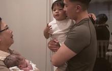 Potret-Potret Gemas Baby Issa Putra Sulung Nikita Willy Saat Pertama Kali Lihat Adiknya yang Baru Lahir
