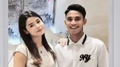 Marselino Ferdinan, pesepak bola muda Tanah Air yang kehidupan asmaranya juga ramai diperbincangkan. Kini ia dikabarkan dengan dengan Maria Theodore. Maria juga merupakan teman dari istri Arhan, Azizah Salsha. (Liputan6.com/TikTok/stay112_)