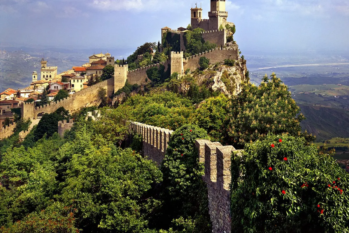 [Bintang] San Marino