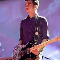 Aksi Roby Geisha saat di atas panggung.