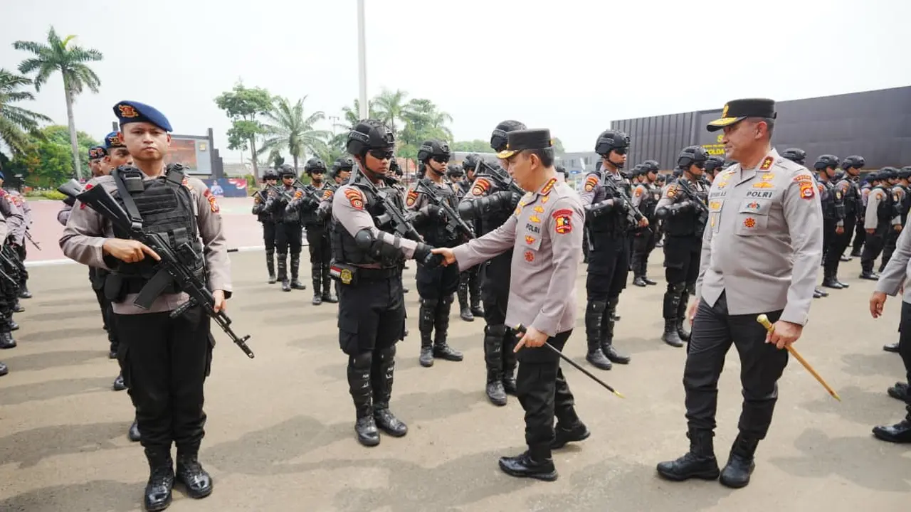 Kapolri Resmikan Tim Patroli Maung Presisi