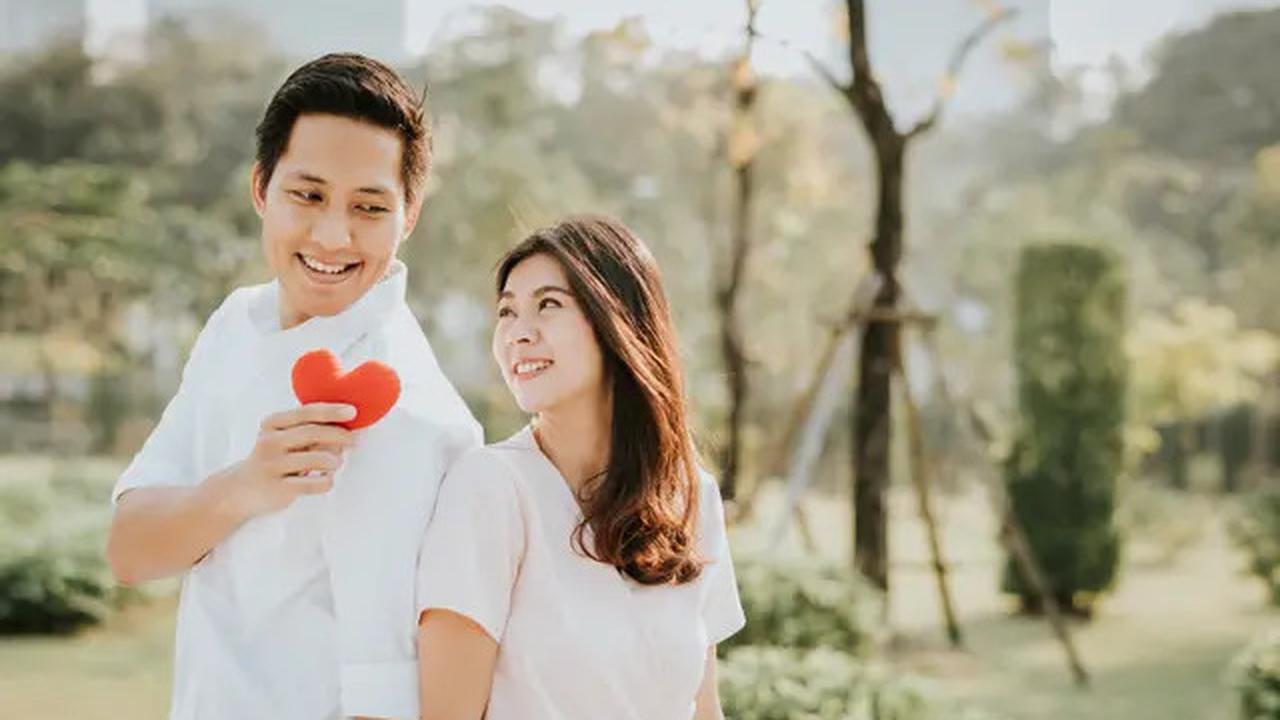Indikator Gebetan Menyukai Kamu, Cek Tanda yang Lebih dari Teman