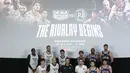 Acara ini sekaligus menandai dimulainya liga basket profesional tertinggi di Indonesia. Tampak dalam foto, perwakilan pemain Dewa United Banten dan Pelita Jaya Basketball berfoto bersama usai konferensi pers terkait dimulainya secara resmi musim kompetisi Indonesian Basketball League (IBL) GoPay 2026 di kawasan Senayan, Jakarta, Selasa (6/1/2026). (Bola.com/M Iqbal Ichsan)