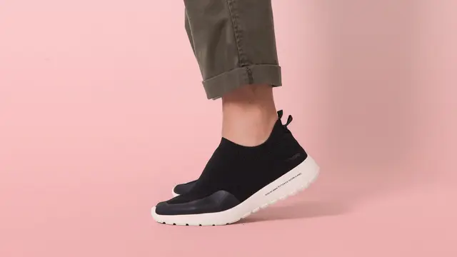 Sneaker Terbaru dengan Konsep Masa Depan dari Wakai
