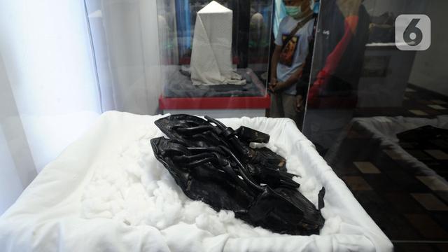 FOTO: Empat Peninggalan Nabi Muhammad Dipamerkan di Masjid Jami At-Taqwa Depok