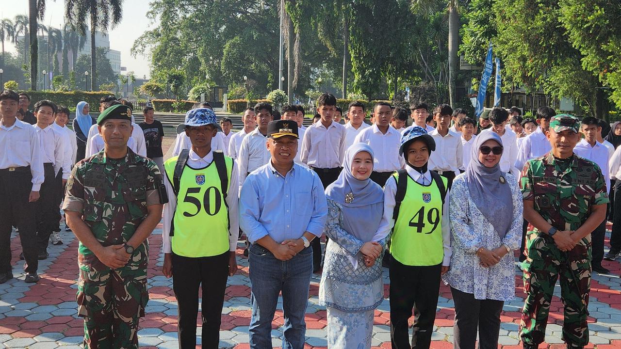 Pemerintah Kota Depok hari ini, telah mengirimkan 90 anak mengikuti pendidikan karakter di Markas Divisi 1 Kostrad, Depok.